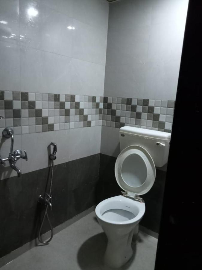 Hotel New Silver Elite Мумбай Екстериор снимка