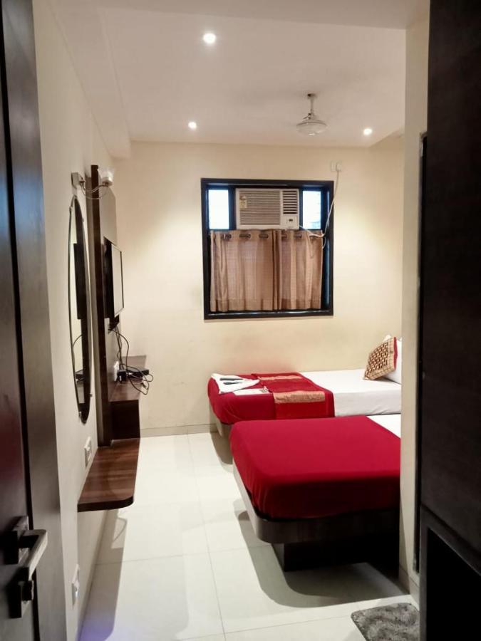 Hotel New Silver Elite Мумбай Екстериор снимка